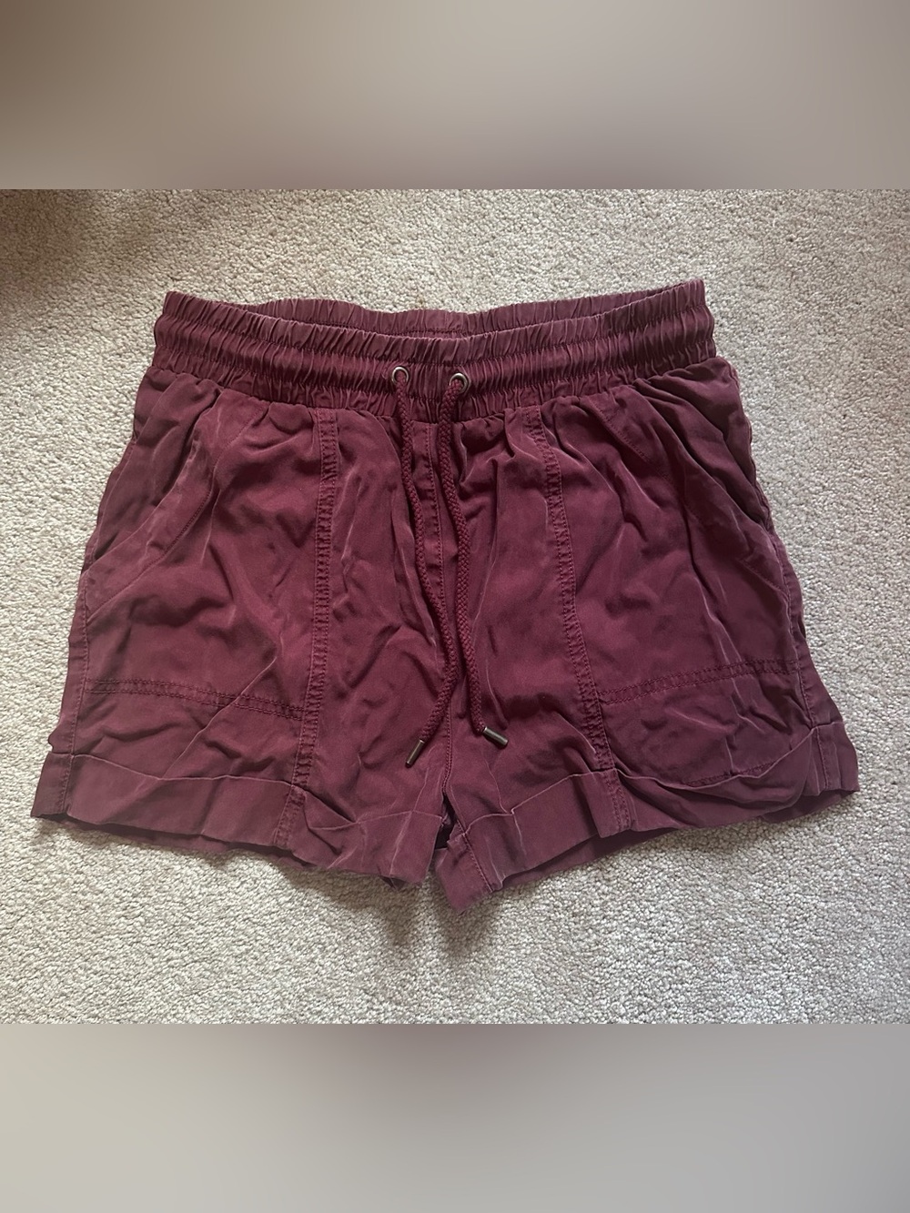 Universal Thread High Waist Shorts Burgundy XS